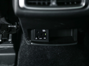 2018PLUS 2.0T ք V g