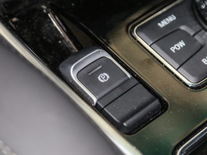 2018PLUS 2.0T ք(dng)(q) (gu)V v܇Ƅ(dng)