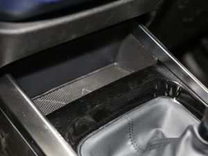 2018PLUS 2.0T ք(q) V п؅^(q)