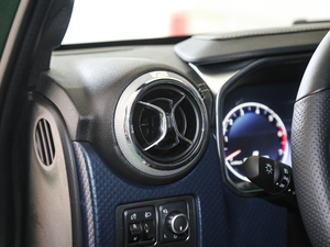 2018PLUS 2.0T ք(q) V п؅^(q)