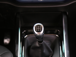 2018PLUS 2.0T ք(dng)(q) (gu)V п؅^(q)