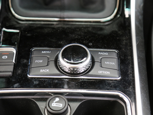 2018PLUS 2.0T ք(dng)(q) (gu)V п؅^(q)