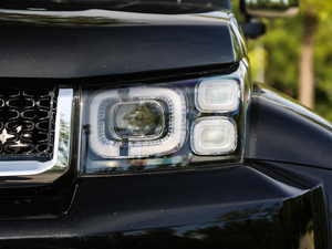 2018PLUS 2.3T ԄŞ V 