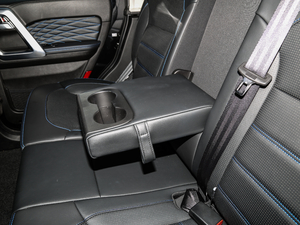 2018PLUS 2.3T Ԅ(q)Ş V 