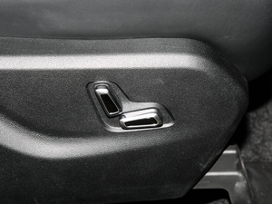 2018PLUS 2.3T ԄŞ V g