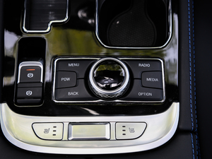 2018PLUS 2.3T ԄŞ V {