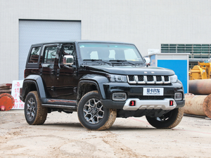 2018PLUS 2.3T Ԅ V w^