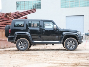 2018PLUS 2.3T Ԅ V w^