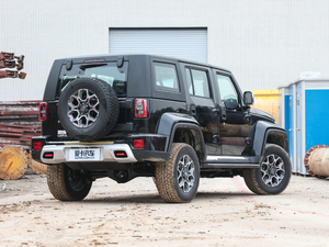 2018PLUS 2.3T Ԅ V w^