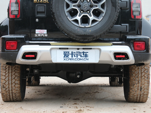 2018PLUS 2.3T Ԅ V Ś