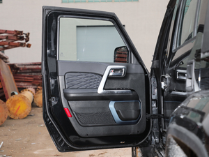 2018PLUS 2.3T Ԅ V ܇T