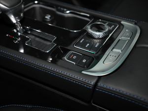 2018PLUS 2.3T Ԅ V v܇Ƅ