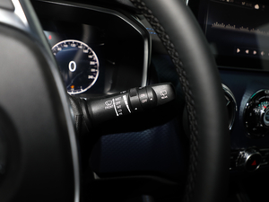 2018PLUS 2.3T Ԅ V п؅^