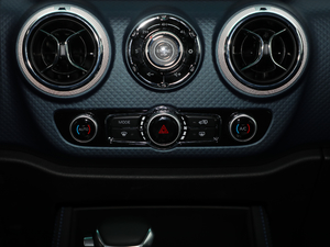 2018PLUS 2.3T Ԅ V {{