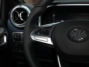 2018PLUS 2.3T Ԅ V п؅^