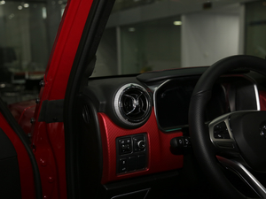 2018PLUS 2.0T ԄЫC˰ п؅^