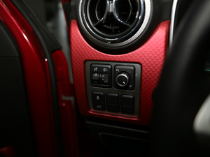 2018PLUS 2.0T ԄЫC˰ п؅^