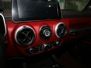 2018PLUS 2.0T ԄЫC˰ п؅^