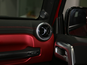 2018PLUS 2.0T ԄЫC˰ п؅^