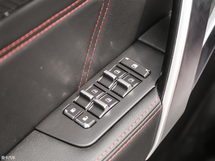 2018BJ20 1.5T CVTӢ