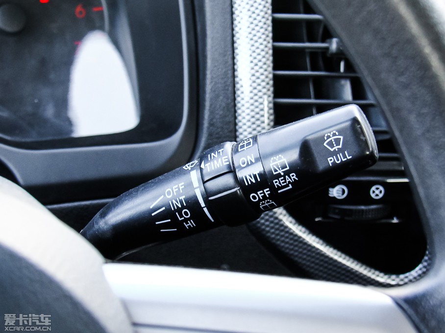 2015������007 2.0L �քӃ�����m��