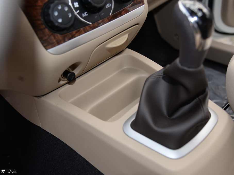 2015������M30 1.5L �ք����m��