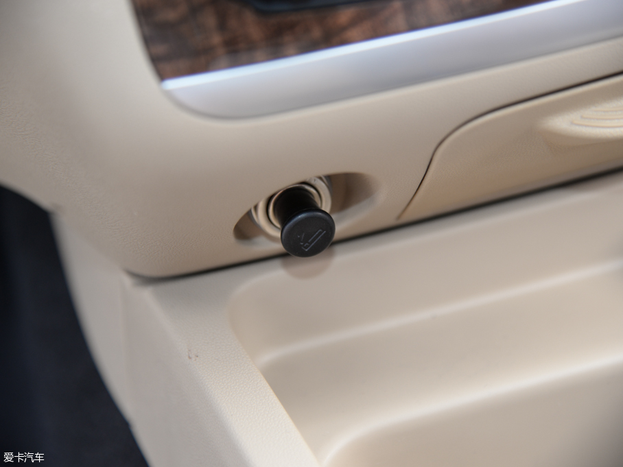 2015������M30 1.5L �ք����m��