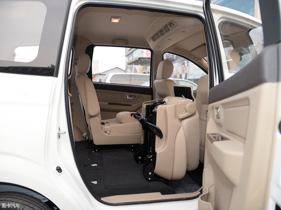 2015������M30 1.5L �ք�(d��ng)���m��