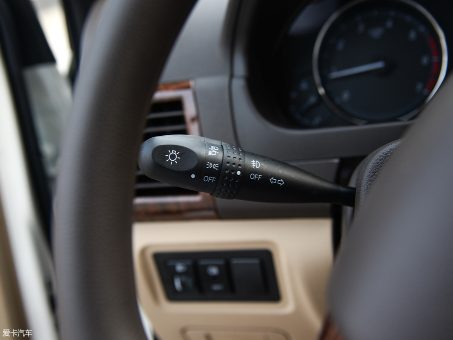 2015������M30 1.5L �ք����m��