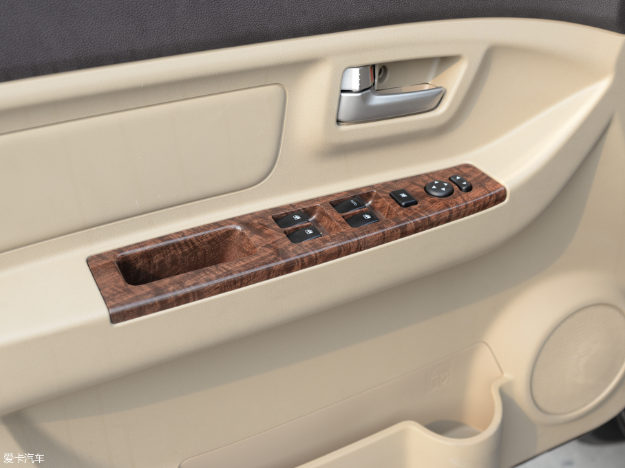 2015������M30 1.5L �ք�(d��ng)���m��