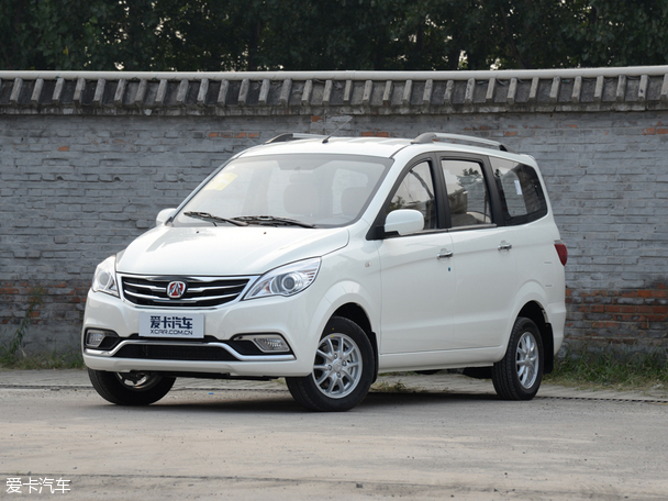 北汽威旺2015款威旺M30