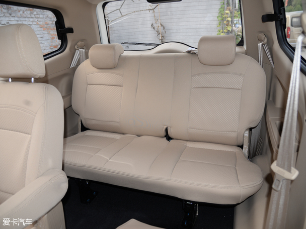 北汽威旺2015款威旺M30