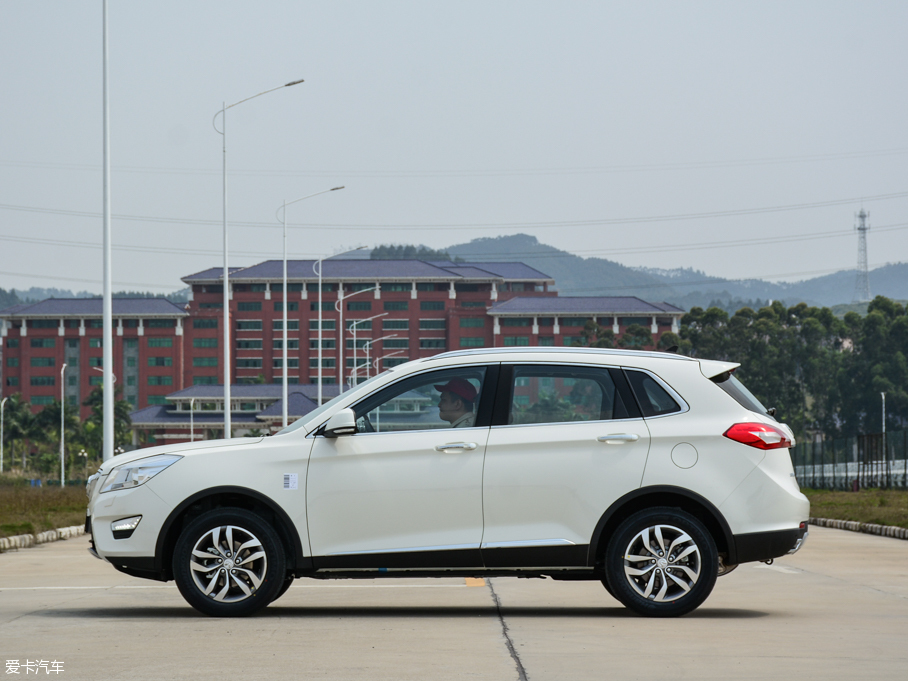 2016������S50 1.5T �քӚg�����F��