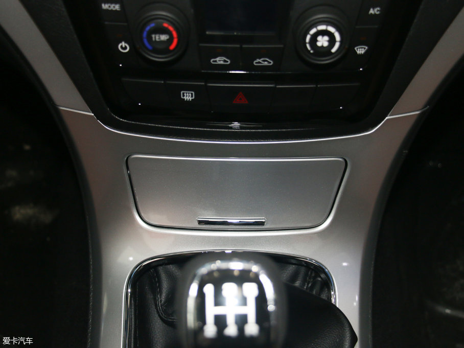 2015۪{F22 2.4L (q)A 