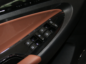 20172.0T (q)Ş 7 {܇ƅ^(q)	