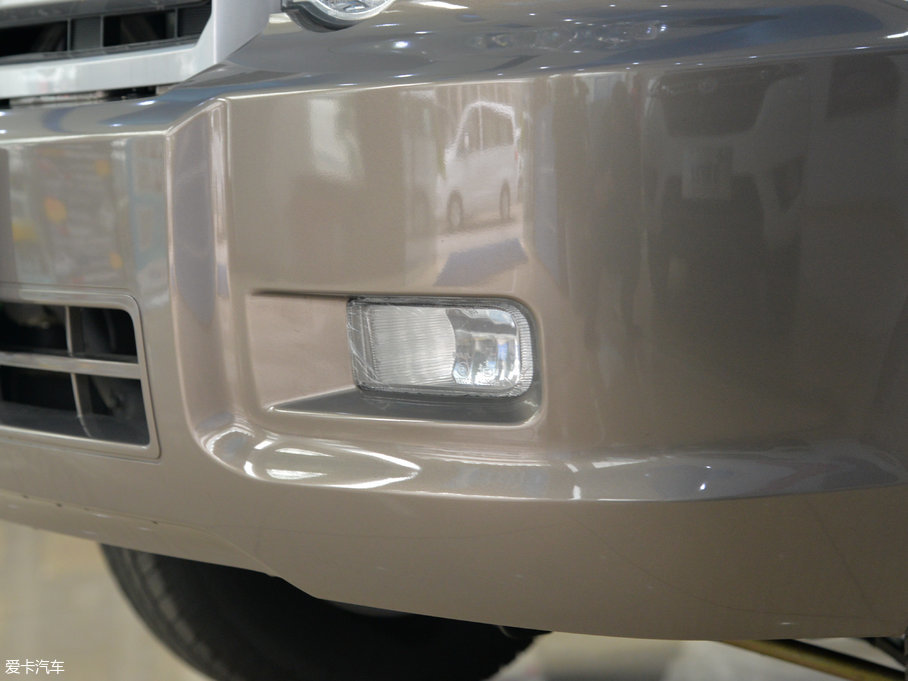 2017۪{F16 2.2L ̓򌌍 V