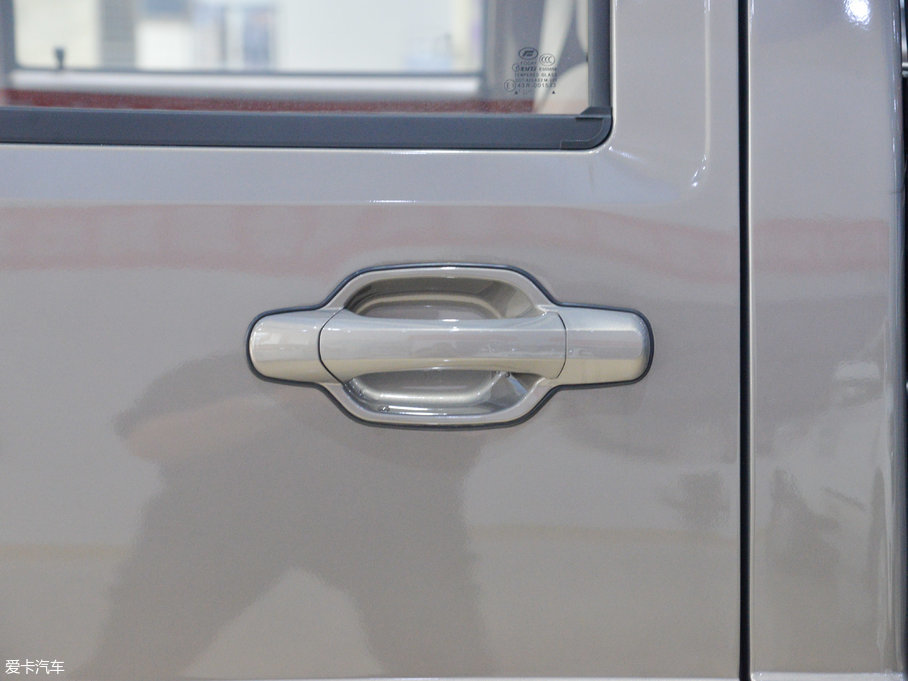 2017۪{F16 2.2L ̓(q) V