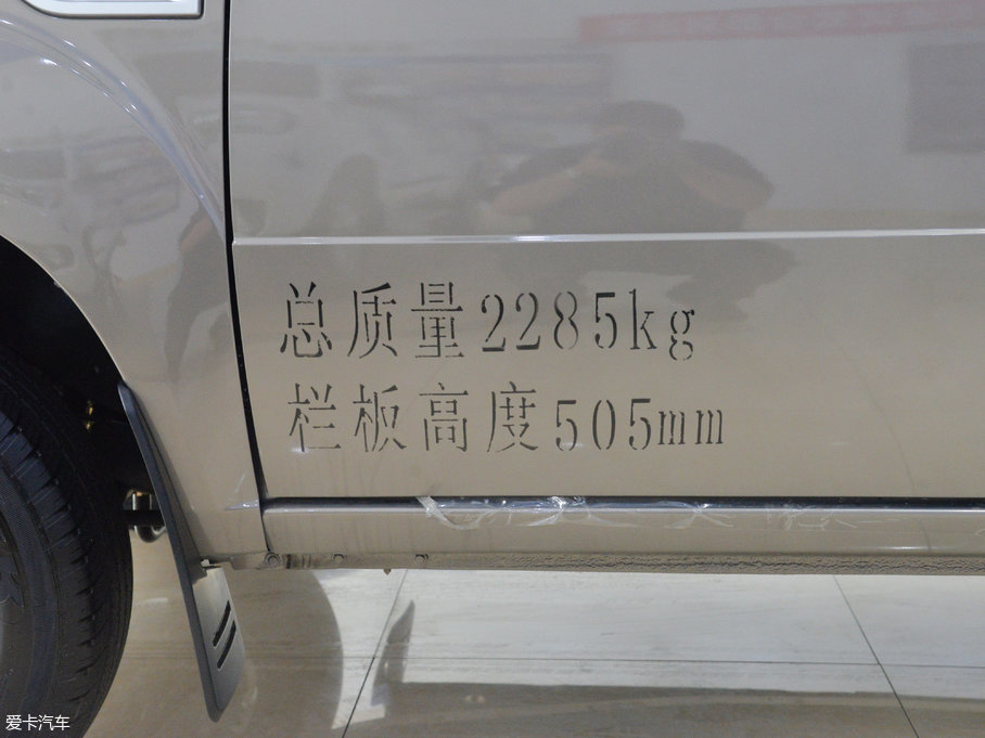 2017۪{F16 2.2L ̓򌌍 V