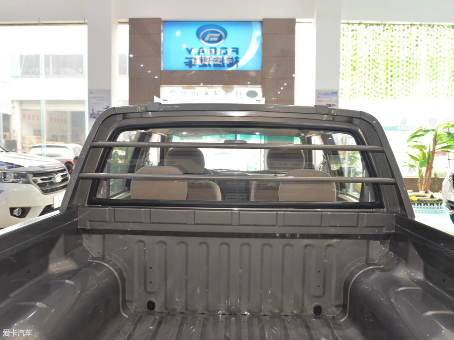 2017۪{F16 2.2L ̓򌌍 V