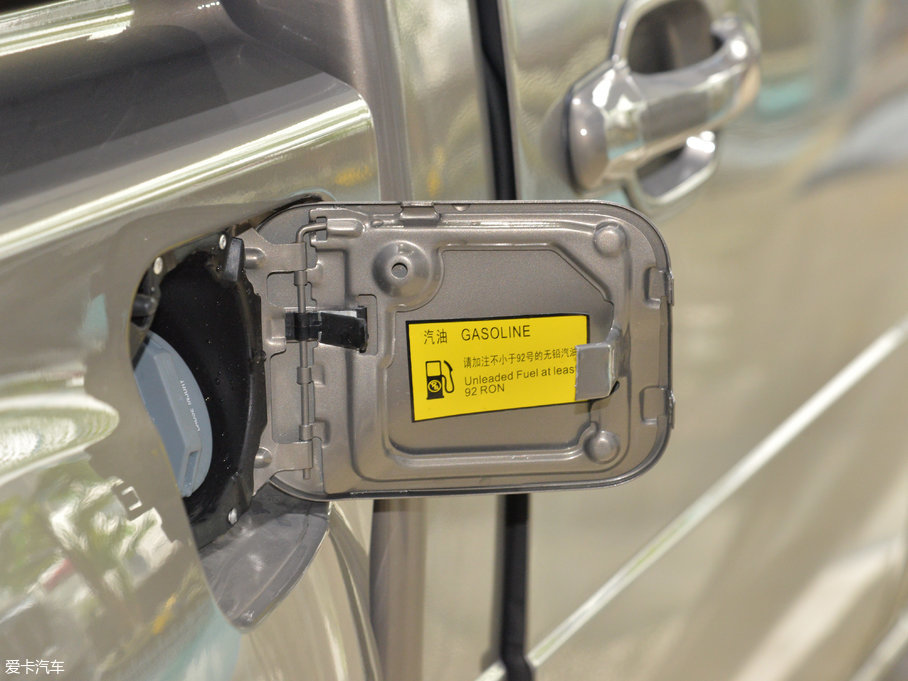 2017۪{F16 2.2L ̓(q) V