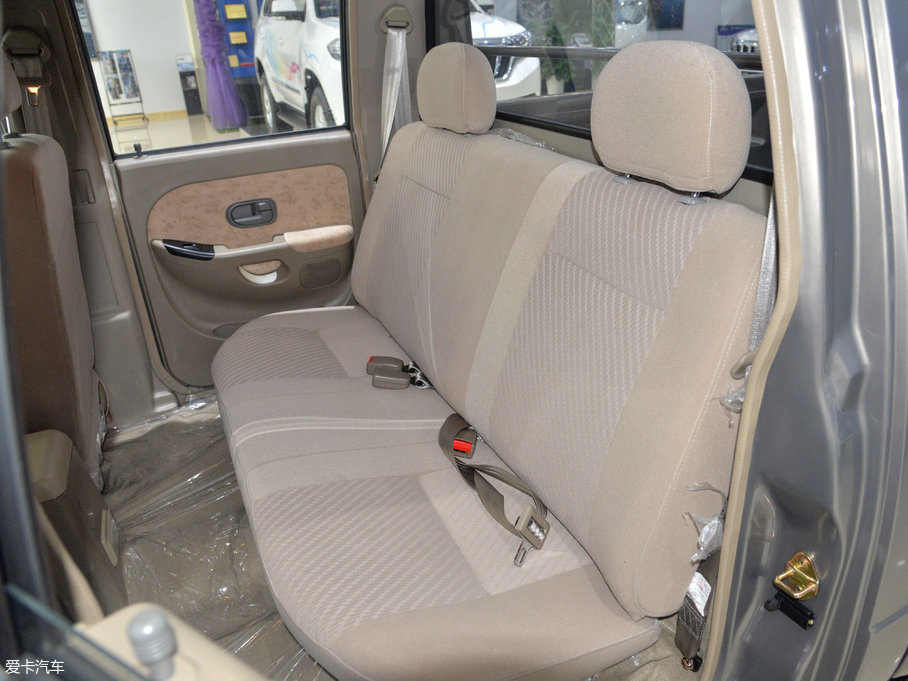 2017۪{F16 2.2L ̓򌌍 V