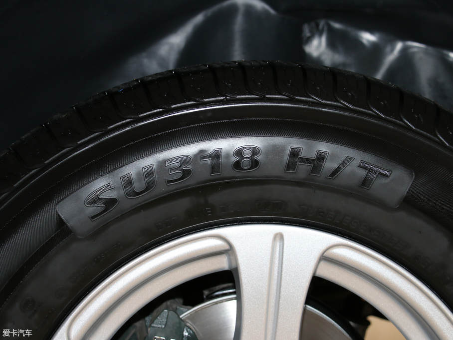 2017۪{F16 2.2L ̓L V