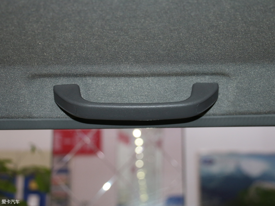 2017۪{F16 2.2L ̓(q)L V