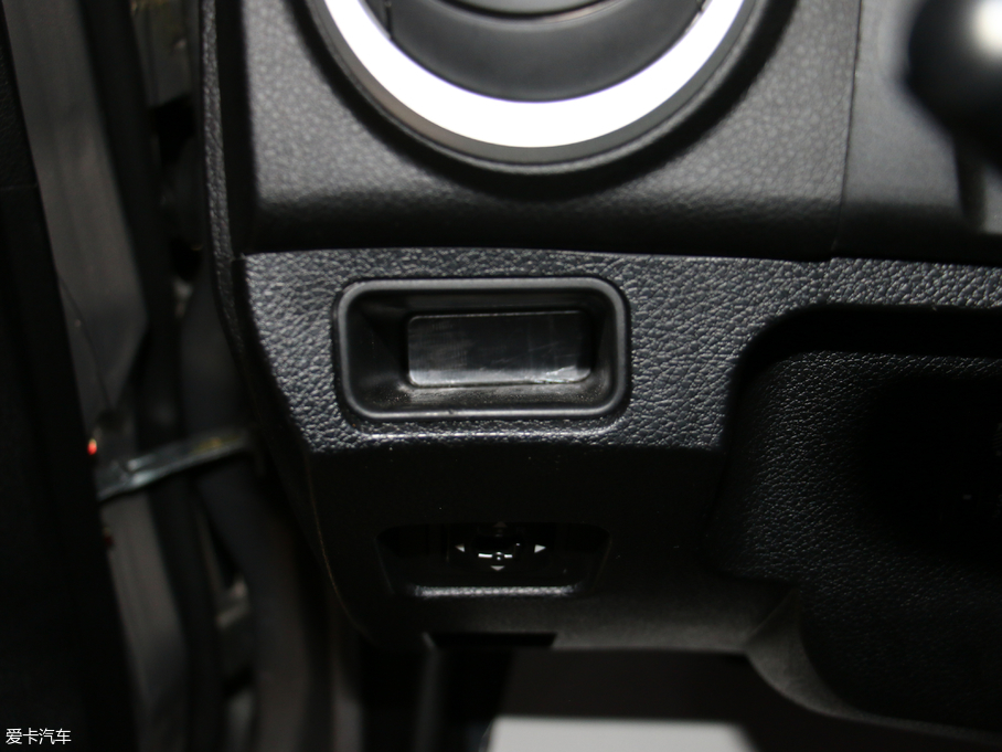 2017���۪{F16 2.2L ���̓����L������ ��V