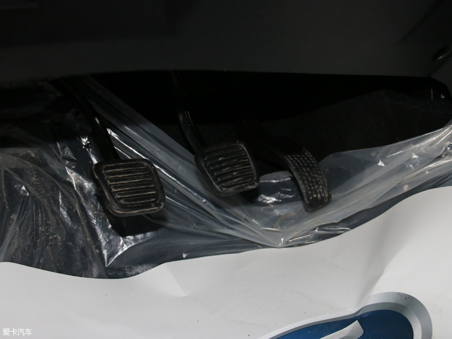 2017۪{F16 2.2L ̓L V