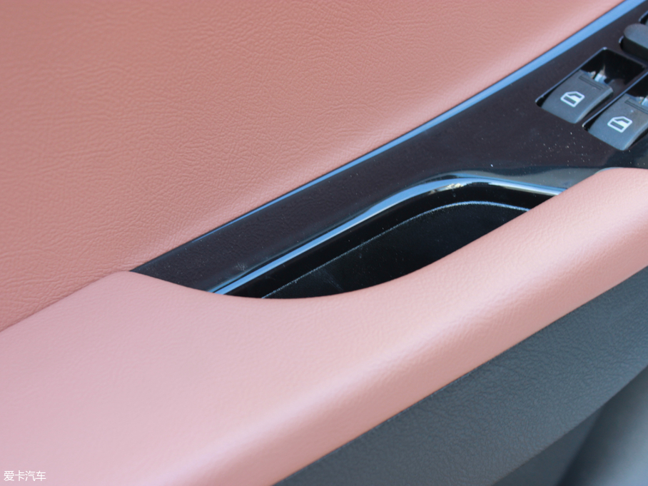 2017۪{F22 1.9T քӲA