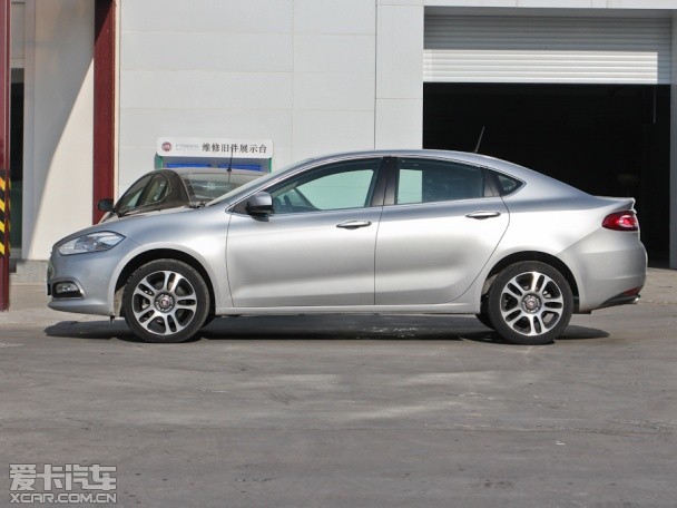 廣汽菲亞特2012款菲翔