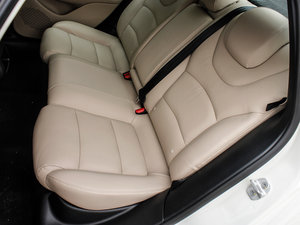 2012款1.4T 自动畅享版 后排座椅
