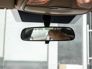 2012款1.4T 自动畅享版 车内后视镜