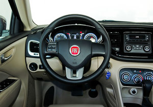 2012款1.4T 自动劲享版 中控区